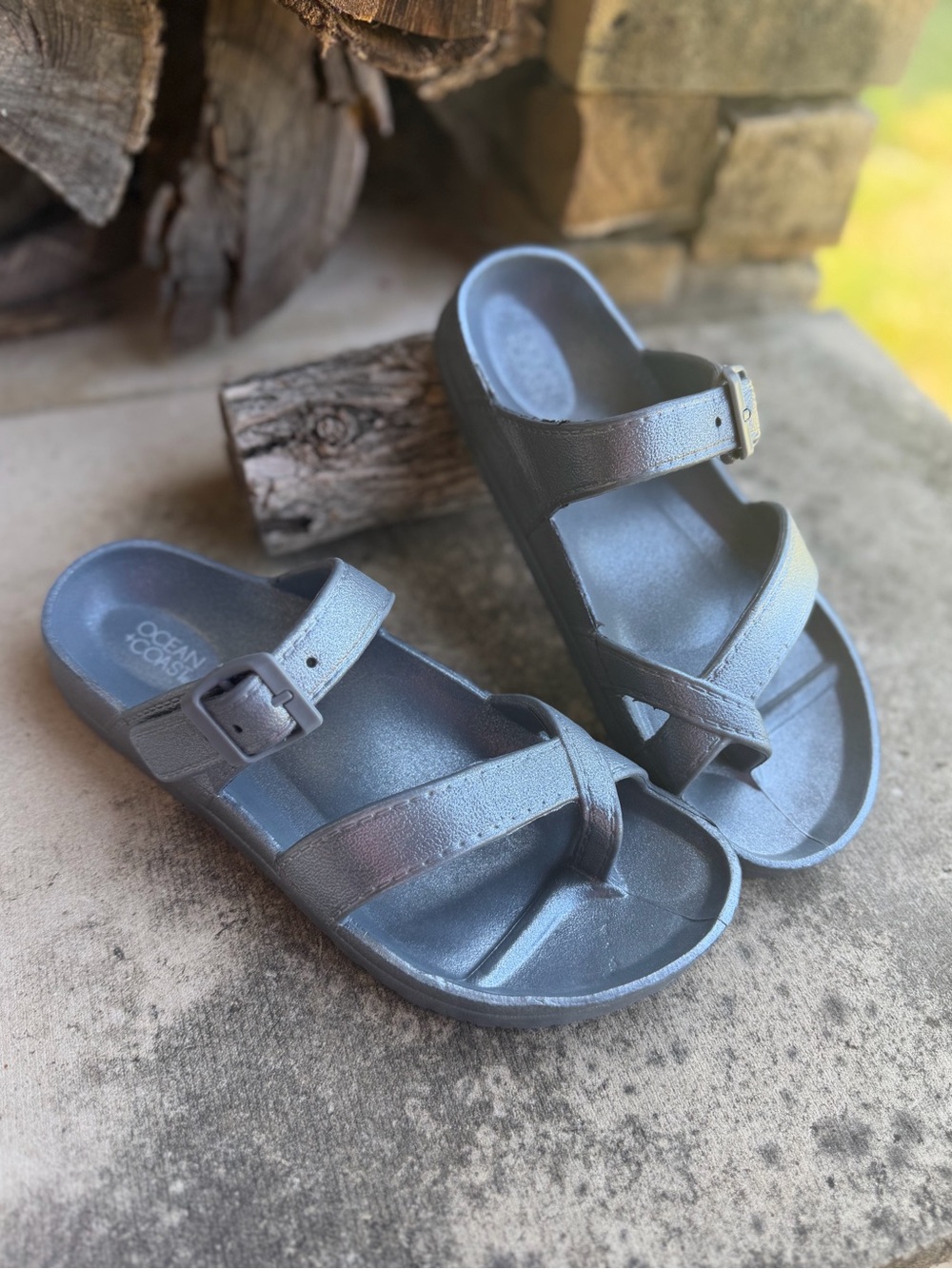 Ocean + Coast Metallic Silver Adjustable Slide Sandals for Women Sz-6.    C